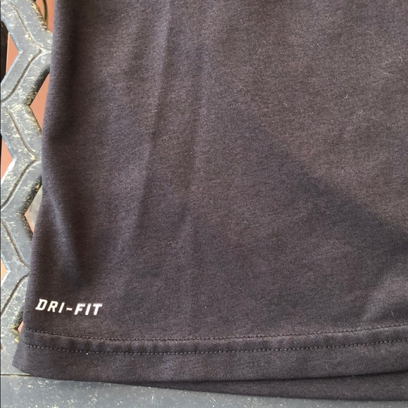 Nike Black Dri-fit short sleeve t-shirt - Picture 3 of 3